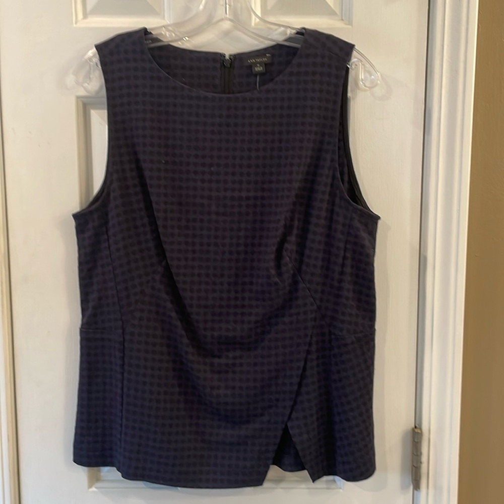 Ann Taylor Sleeveless Shell - 12